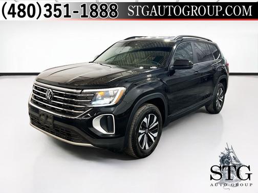 Black 2025 Volkswagen Atlas 2.0T SE