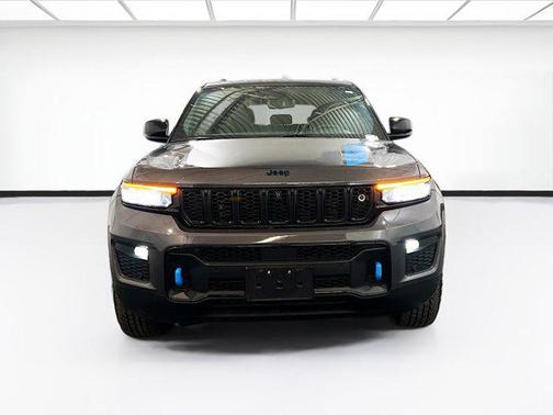 2023 Jeep Grand Cherokee 4xe Trailhawk
