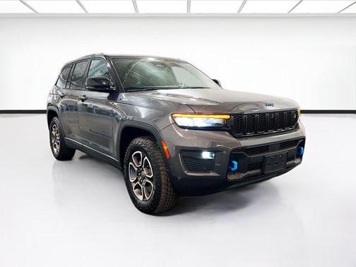2023 Jeep Grand Cherokee 4xe Trailhawk