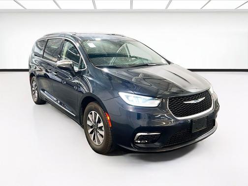 Maximum Steel Metallic Clearcoat 2021 Chrysler Pacifica Hybrid Limited