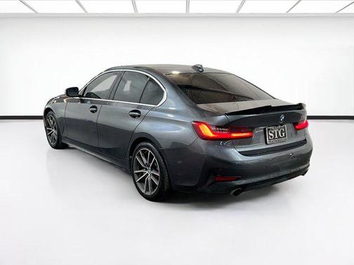 2019 BMW 330 330i
