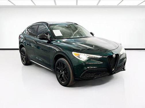 2021 Alfa Romeo Stelvio Base
