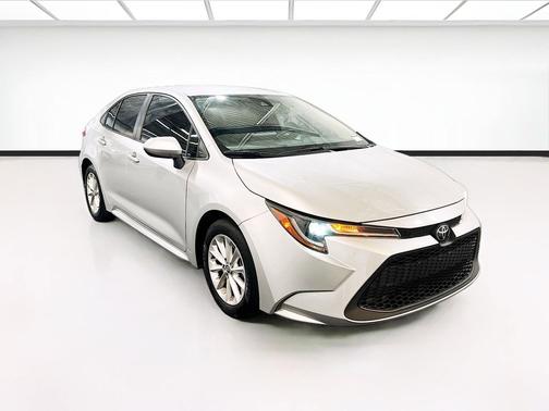 Silver 2022 Toyota Corolla LE
