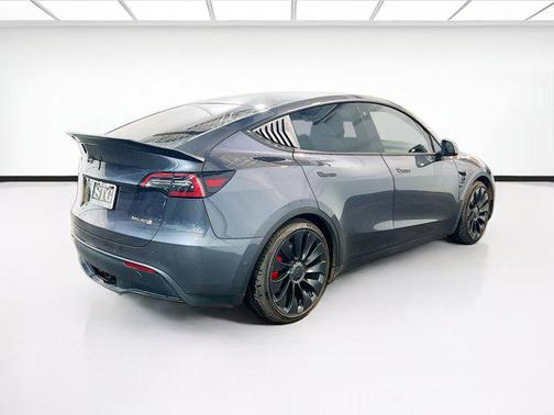2022 Tesla Model Y Performance Dual Motor All-Wheel Drive