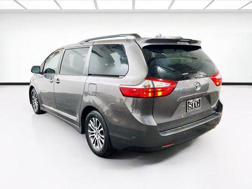 Predawn Gray Mica 2019 Toyota Sienna XLE Premium