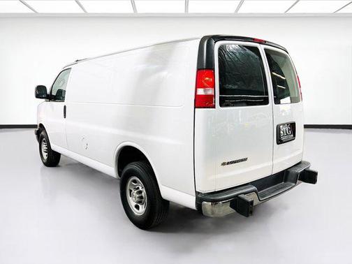 2024 Chevrolet Express 2500 RWD 2500 Regular Wheelbase WT