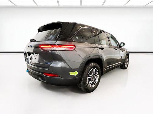 2022 Jeep Grand Cherokee 4xe Trailhawk