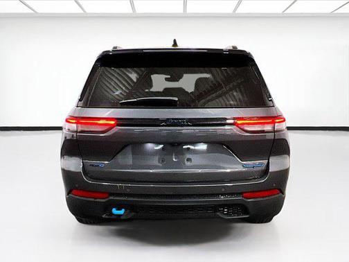 2022 Jeep Grand Cherokee 4xe Trailhawk