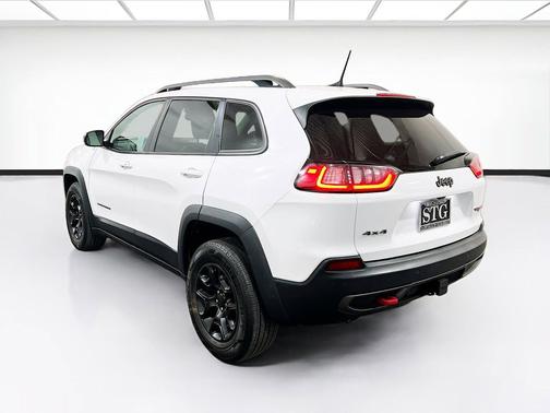 Bright White Clearcoat 2019 Jeep Cherokee Trailhawk