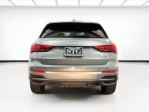 2023 Audi Q3 Premium 45 TFSI S line quattro Tiptronic