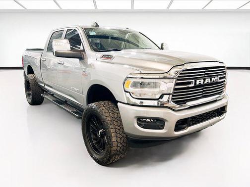 Billet Silver Metallic Clearcoat 2023 RAM 2500 Laramie Crew Cab 4x4 6'4' Box