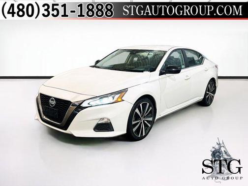 2022 Nissan Altima SR FWD