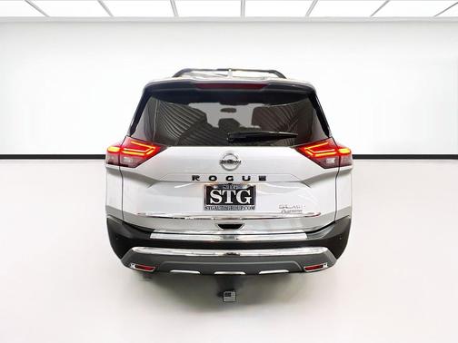 Brilliant Silver Metallic 2021 Nissan Rogue SL