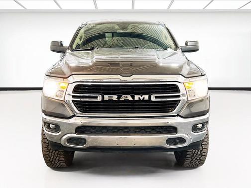 Granite Crystal Metallic Clearcoat 2019 RAM 1500 Big Horn