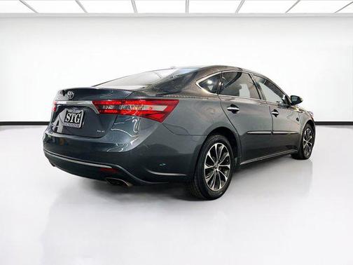 2016 Toyota Avalon XLE Premium