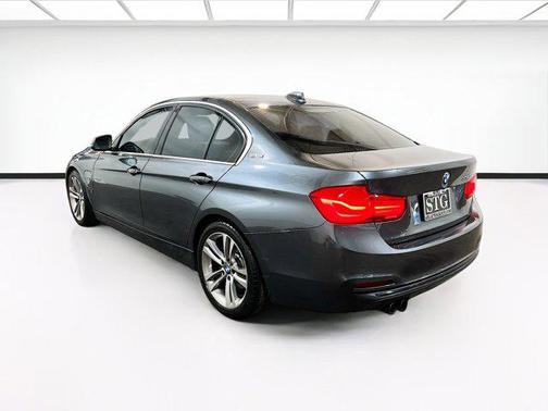 2017 BMW 330e iPerformance