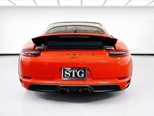 2019 Porsche 911 Targa 4 GTS