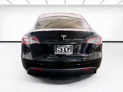 2023 Tesla Model Y Performance Dual Motor All-Wheel Drive