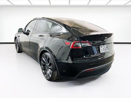 2023 Tesla Model Y Performance Dual Motor All-Wheel Drive