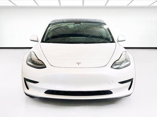 2020 Tesla Model 3 Standard Range