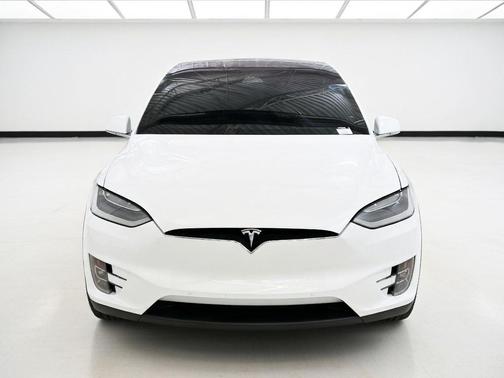 Pearl White Multi-Coat 2019 Tesla Model X Long Range