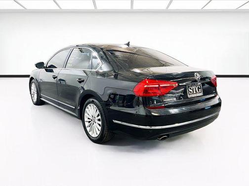 2016 Volkswagen Passat 1.8T SE