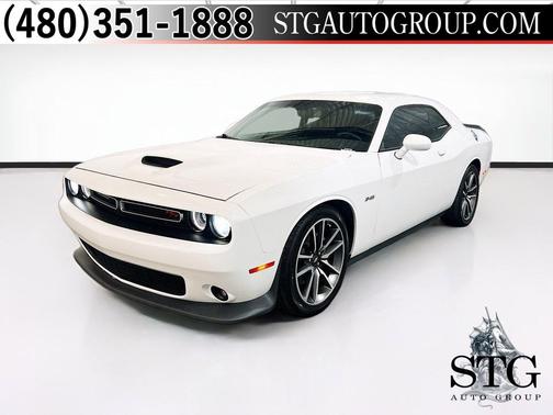 White Knuckle Clearcoat 2023 Dodge Challenger R/T