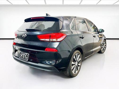 2018 Hyundai Elantra GT Base