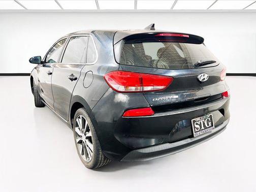 2018 Hyundai Elantra GT Base