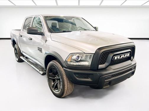 Billet Silver Metallic Clearcoat 2023 RAM 1500 Classic Warlock Crew Cab 4x4 5'7' Box