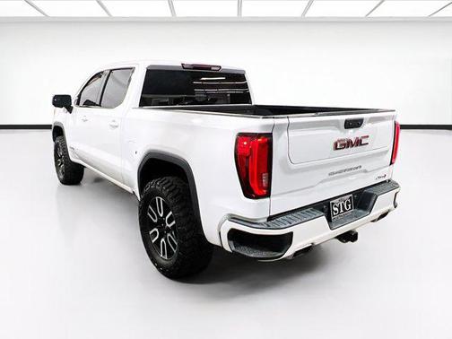 Summit White 2022 GMC Sierra 1500 AT4