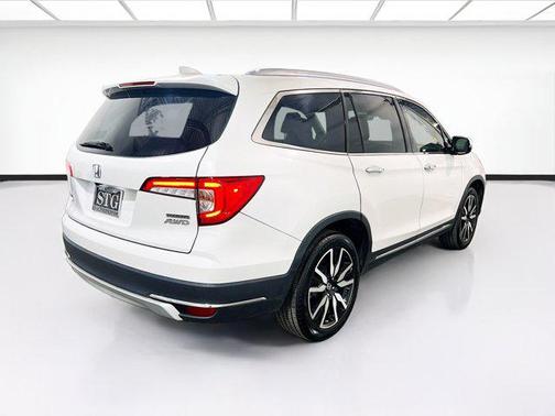 2020 Honda Pilot Touring 8-Passenger