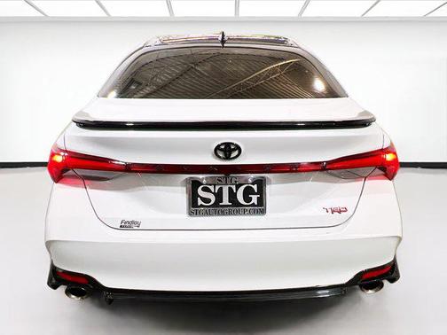 2021 Toyota Avalon TRD