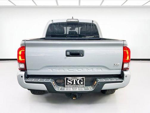 2018 Toyota Tacoma SR