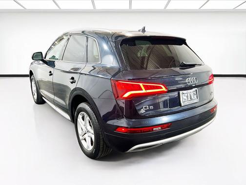 Blue 2018 Audi Q5 2.0T Premium