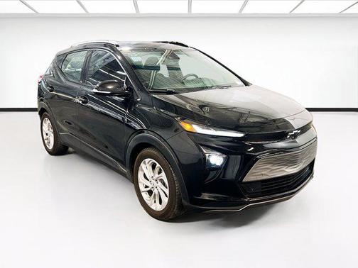 Mosaic Black Metallic 2022 Chevrolet Bolt EUV FWD LT