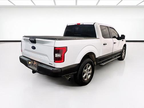 Oxford White 2019 Ford F-150 XLT