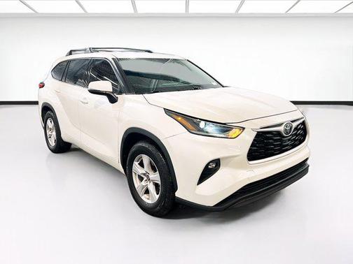 2021 Toyota Highlander LE