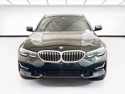 2020 BMW 330 330i