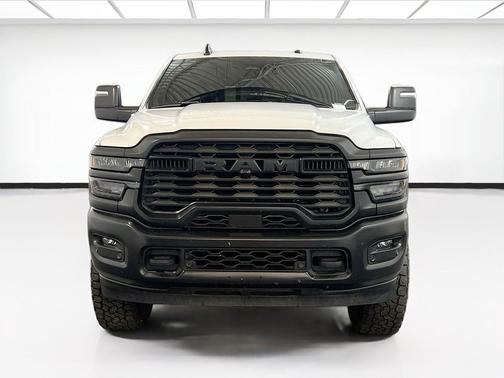 Bright White Clearcoat 2025 RAM 2500 Tradesman Crew Cab 4x4 6'4' Box