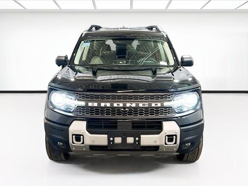 Shadow Black Metallic 2025 Ford Bronco Sport Badlands