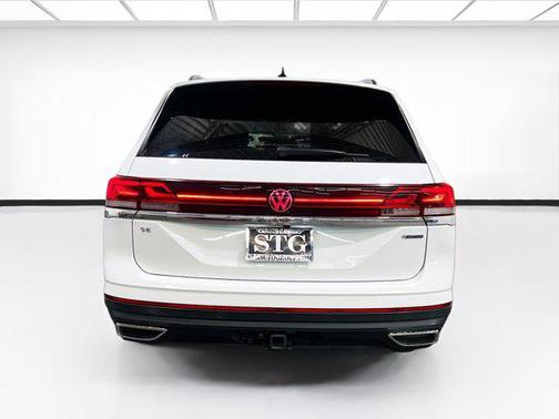 2024 Volkswagen Atlas 2.0T SE w/Technology 4MOTION