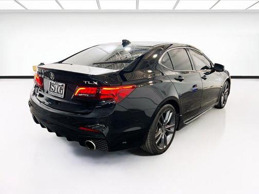 CRYSTAL BLACK PEARL 2018 Acura TLX V6