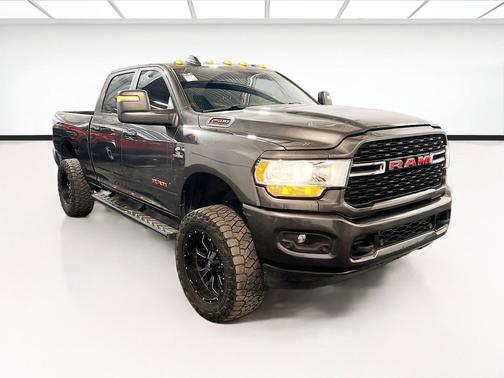 Granite Crystal Metallic Clearcoat 2023 RAM 2500 Big Horn Crew Cab 4x4 6'4' Box