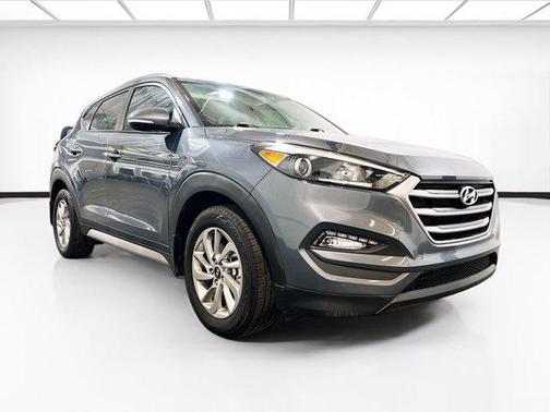 2017 Hyundai TUCSON SE Plus