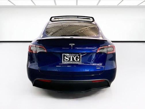 Deep Blue Metallic 2022 Tesla Model Y Long Range Dual Motor All-Wheel Drive