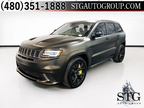 Diamond Black Crystal Pearlcoat 2018 Jeep Grand Cherokee Trackhawk