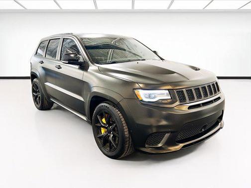 Diamond Black Crystal Pearlcoat 2018 Jeep Grand Cherokee Trackhawk