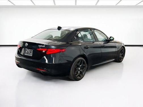 2022 Alfa Romeo Giulia Ti