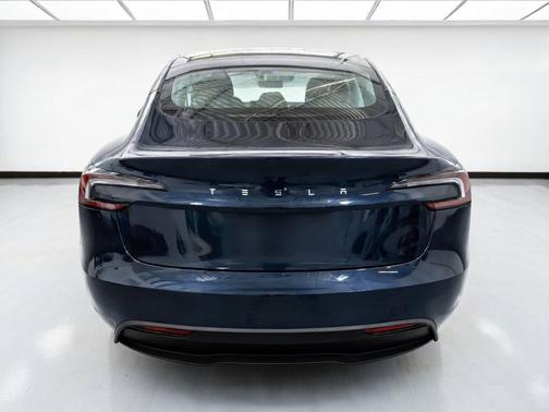 Gray 2024 Tesla Model 3 Standard Range